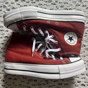 NWOT Platform Converse Brick Canvas Sneakers
